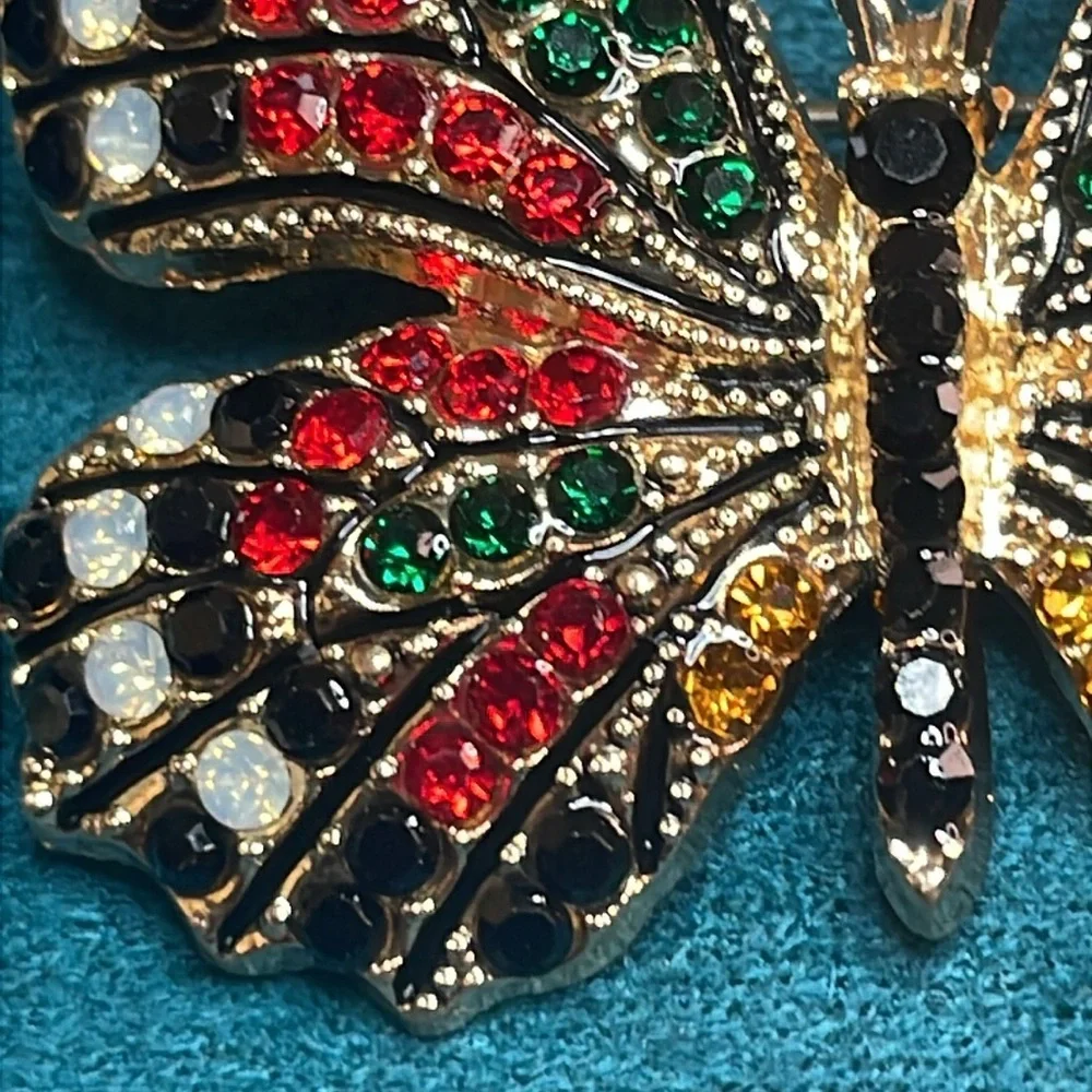 Red and Black Butterfly Brooch - Picture 3 of 5